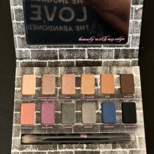 Urban Decay Nocturnal Shadow Box with Pink Highlights